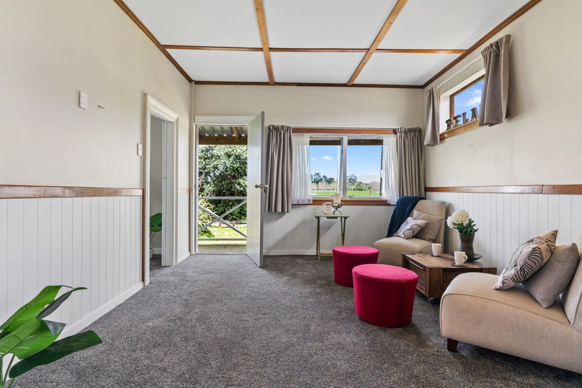 4 Heawa Road, Aratapu - Carousel 1