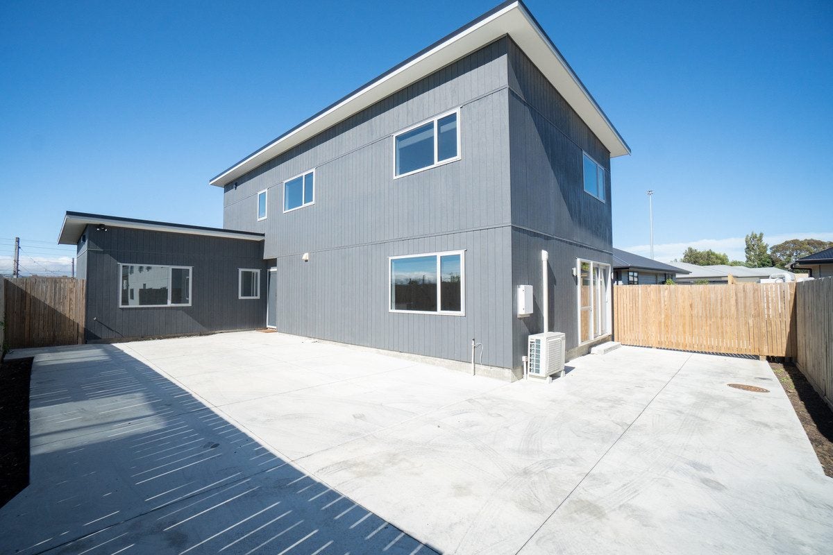 15C Leeds Street, Milson, Palmerston North - Carousel 21