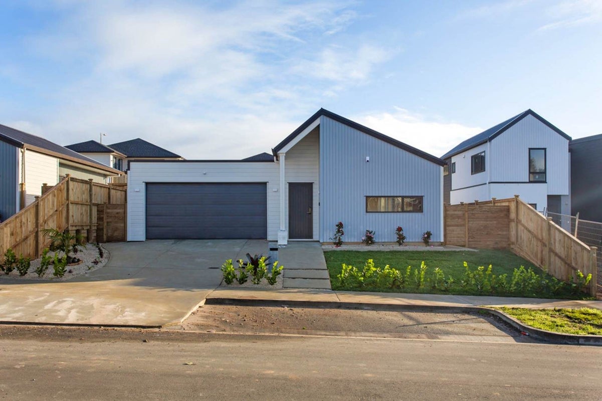 39 Patrick Rice Drive, Swanson, Auckland - Carousel 2