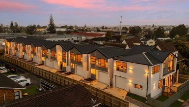 7/71 Wintere Road, Papatoetoe, Auckland - Carousel 1