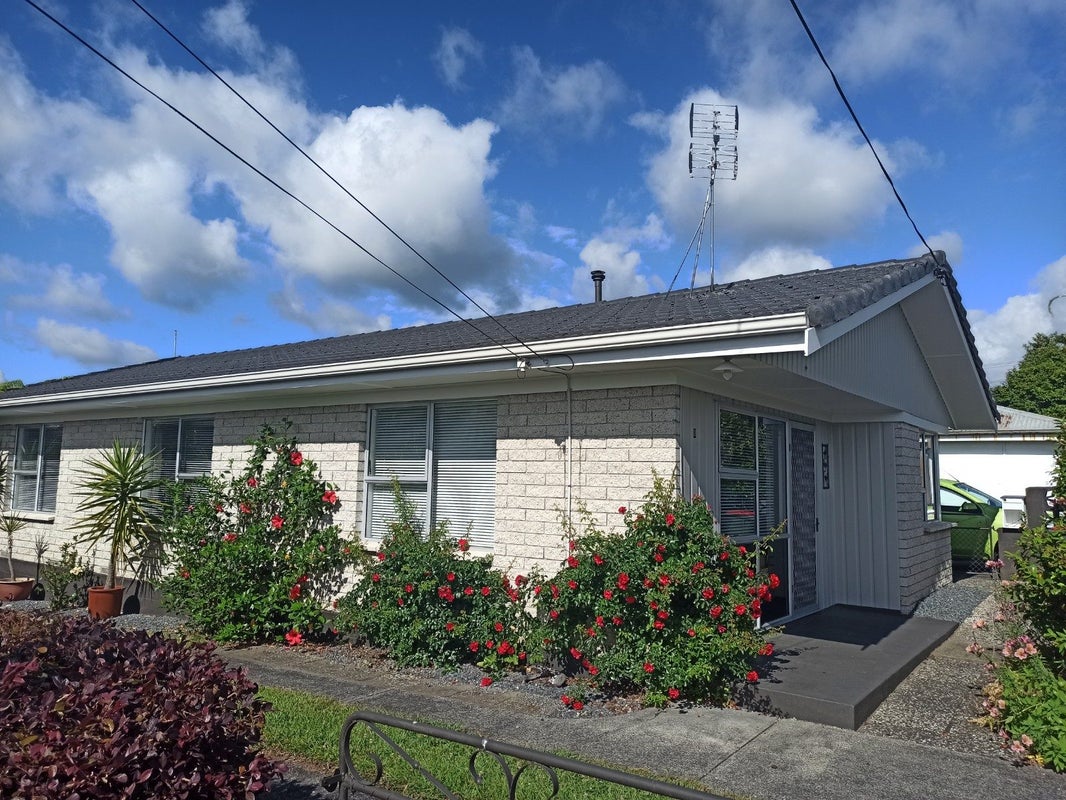 2 Unity Lane, Melville, Hamilton - Carousel 1