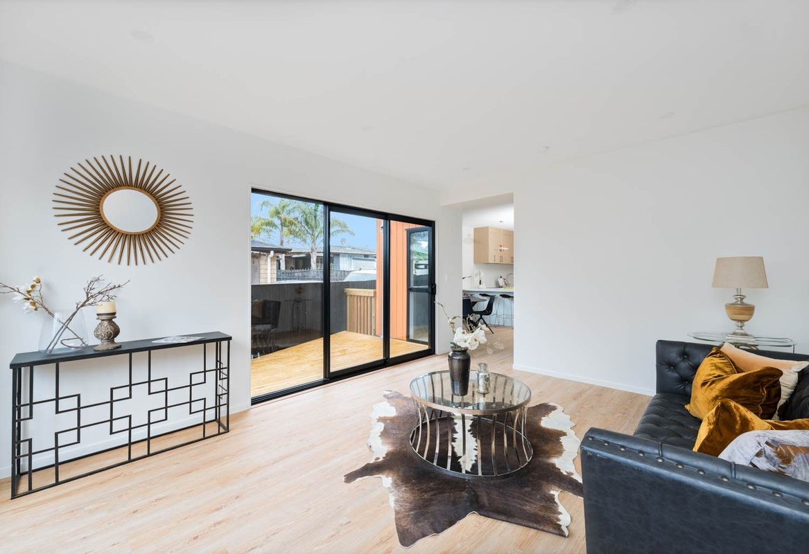 9/46 Jillian Drive, Ranui, Auckland - Carousel 2