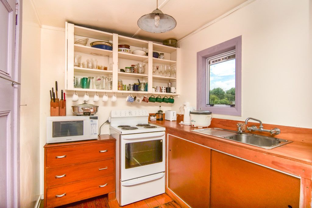 5 Burnett Street, Mokihinui, Westport - Carousel 2