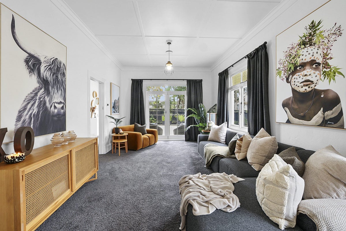 372A Carrington Street, Upper Vogeltown, New Plymouth - Carousel 2