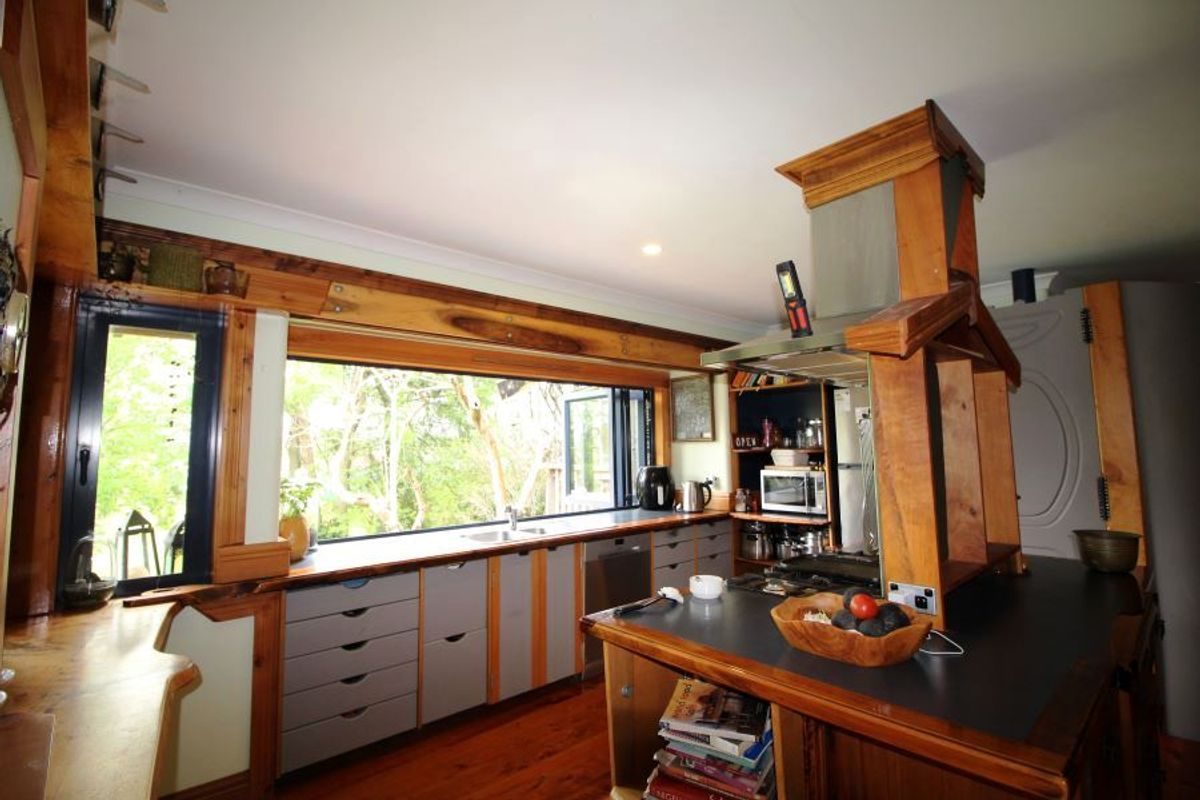 8 Walker Terrace, Te Kopuru, Kaipara, Northland - Carousel 2