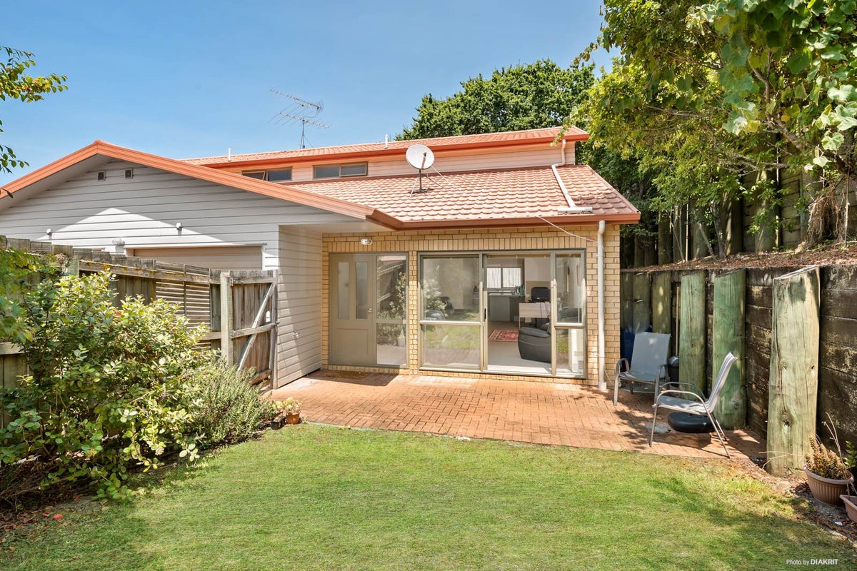 26/55 Verbena Road, Birkdale, Auckland - Carousel 1