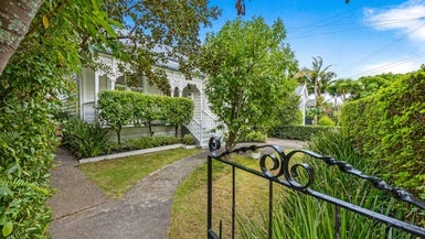6 King Edward Street, Mount Eden, Auckland - Carousel 1