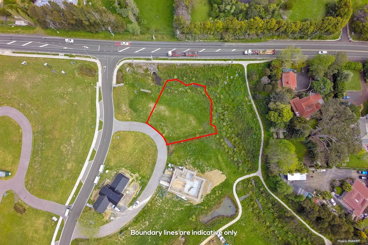 12 Crosties Crescent, Howick - Carousel 1
