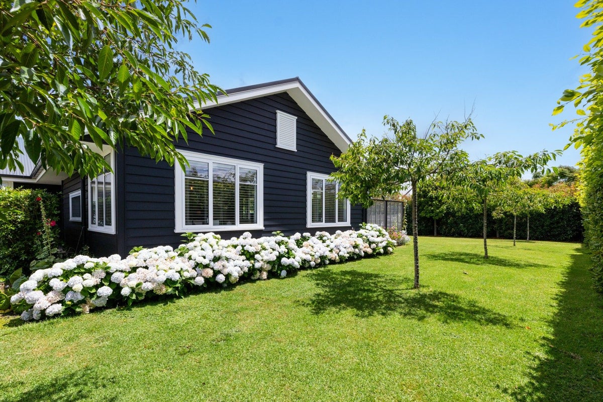 11 Wrybill Way, Warkworth - Carousel 1