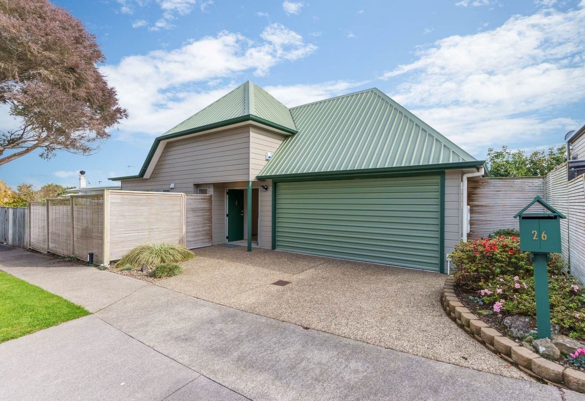 26 Te Kawa Road, One Tree Hill, Auckland - Carousel 1