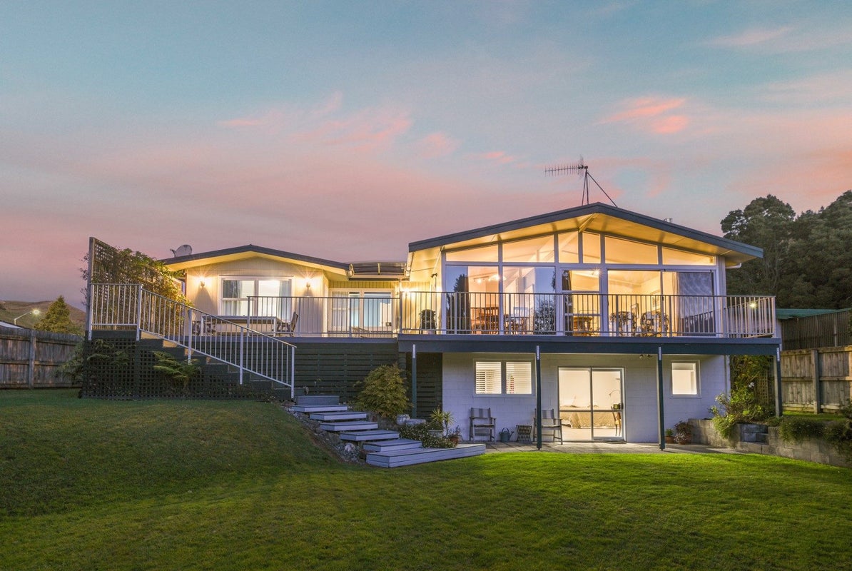 2 Highfield Place, Lynmore, Rotorua - Carousel 2