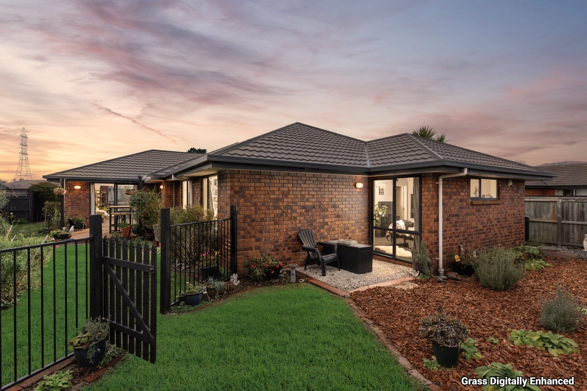 42 Bayswater Crescent, Bromley, Christchurch - Carousel 1