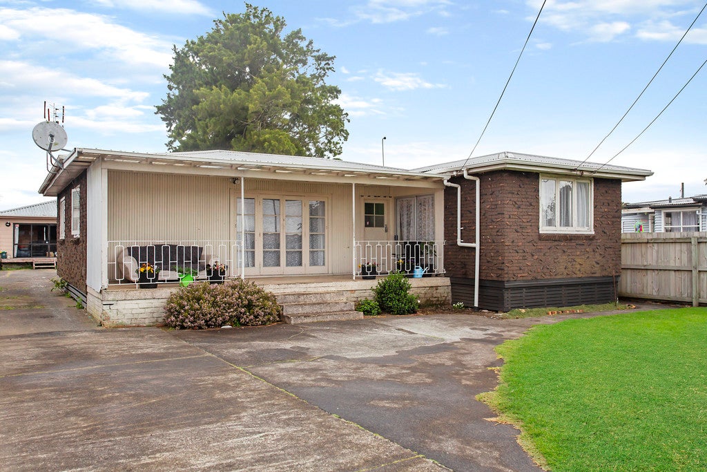 1/3 Station Road, Takanini, Auckland - Carousel 1