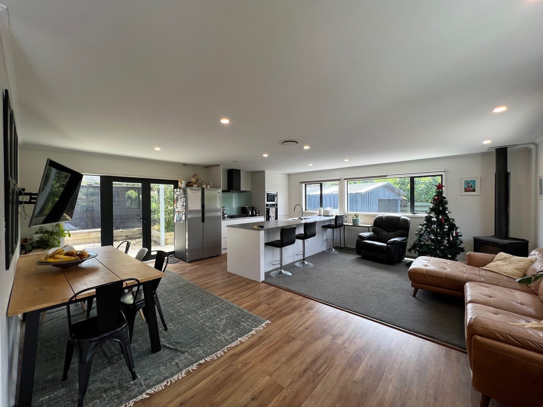 52 Poto Road, Normandale, Lower Hutt - Carousel 2