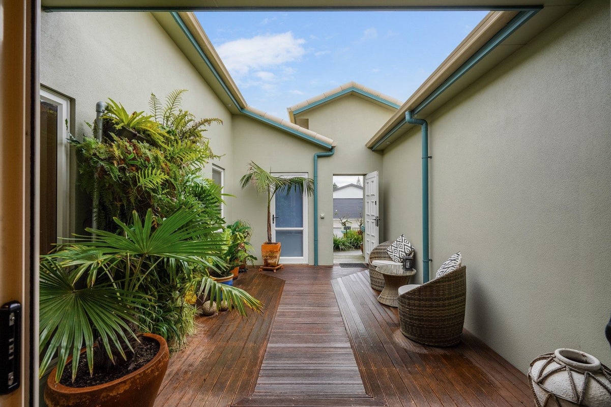 11 Squire Drive, Awatoto, Napier - Carousel 1