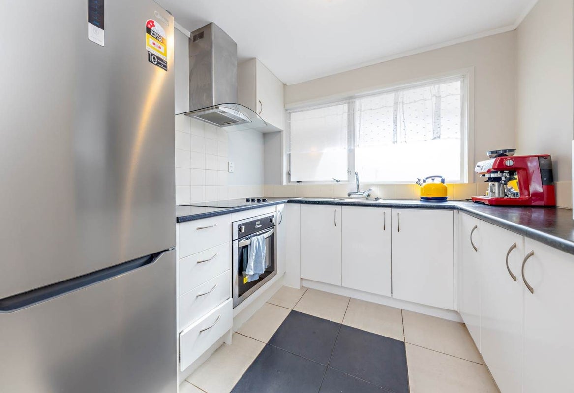 1/21 Simon Ellice Drive, Bayview, Auckland - Carousel 2
