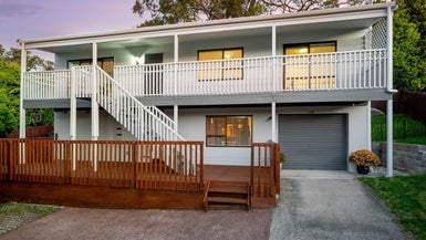 2/73 Langana Avenue, Browns Bay, Auckland - Carousel 1