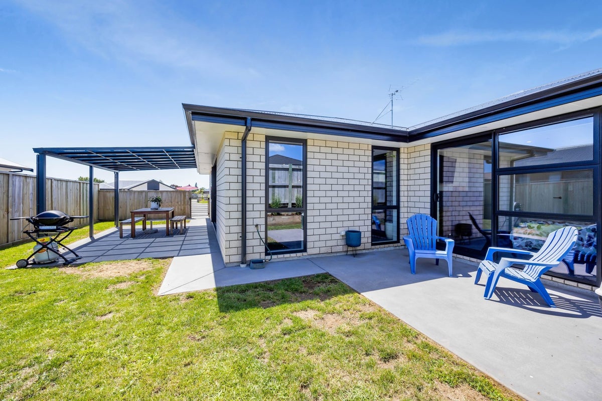 13 Hodge Park Lane, Inglewood, Inglewood - Carousel 2
