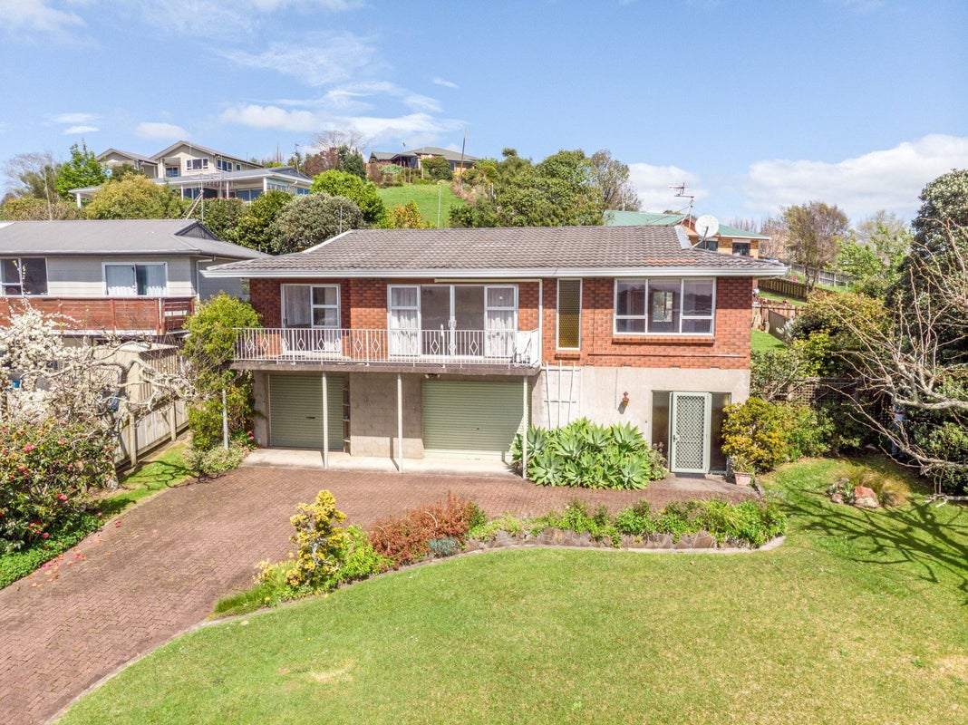 46 Norwood Road, Paeroa, Paeroa - Carousel 1