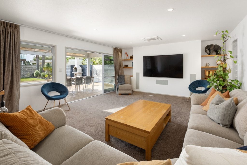 7 Papaunahi Road, Bowentown, Katikati - Carousel 1