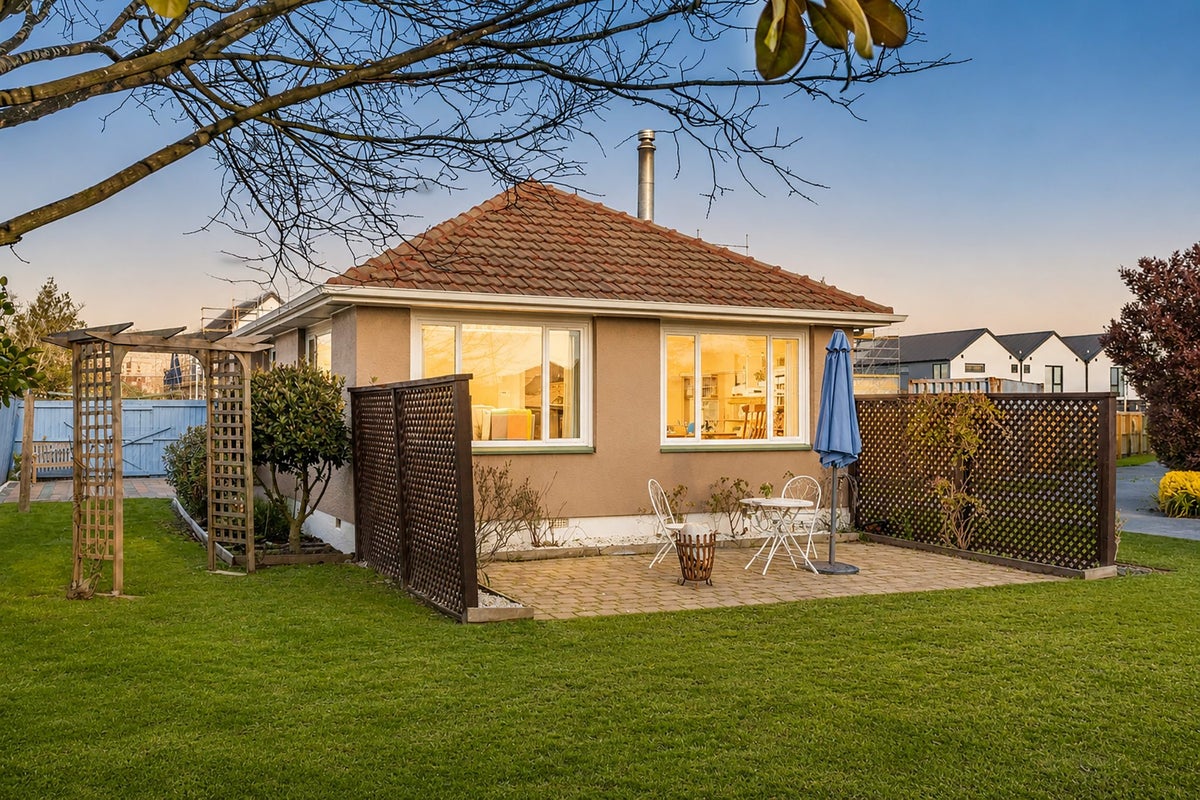 61 Evesham Crescent, Spreydon, Christchurch - Carousel 26