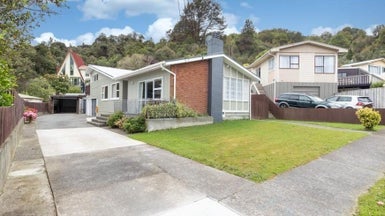 3 Lowry Crescent, Stokes Valley, Lower Hutt - Carousel 1