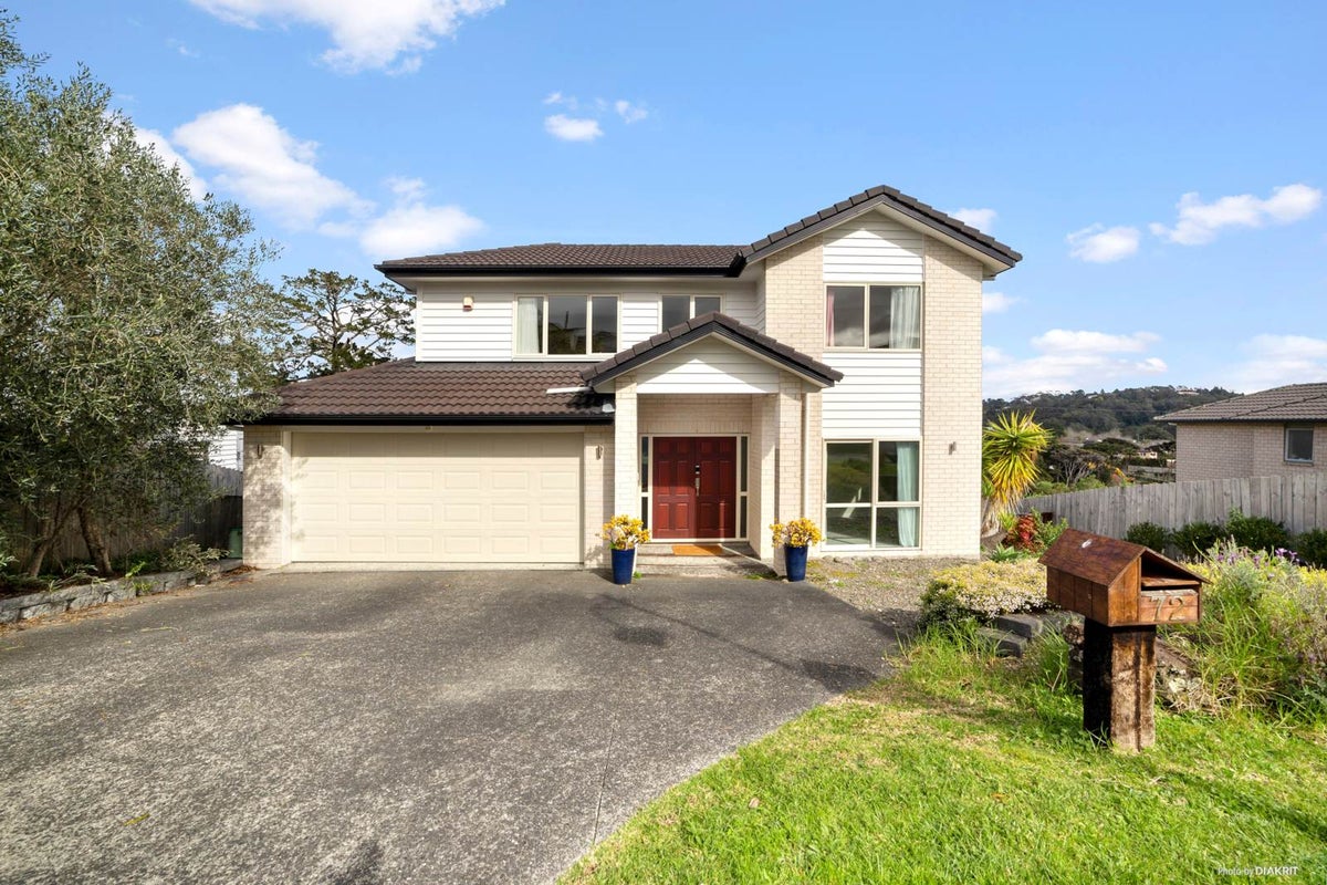 72 Laurel Oak Drive, Schnapper Rock, Auckland - Carousel 1