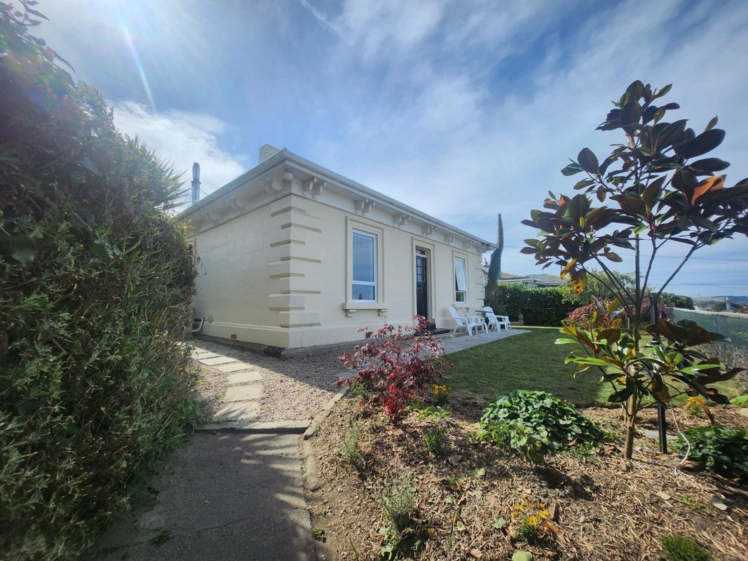 10A Wharfe Street, South Hill, Oamaru - Carousel 1