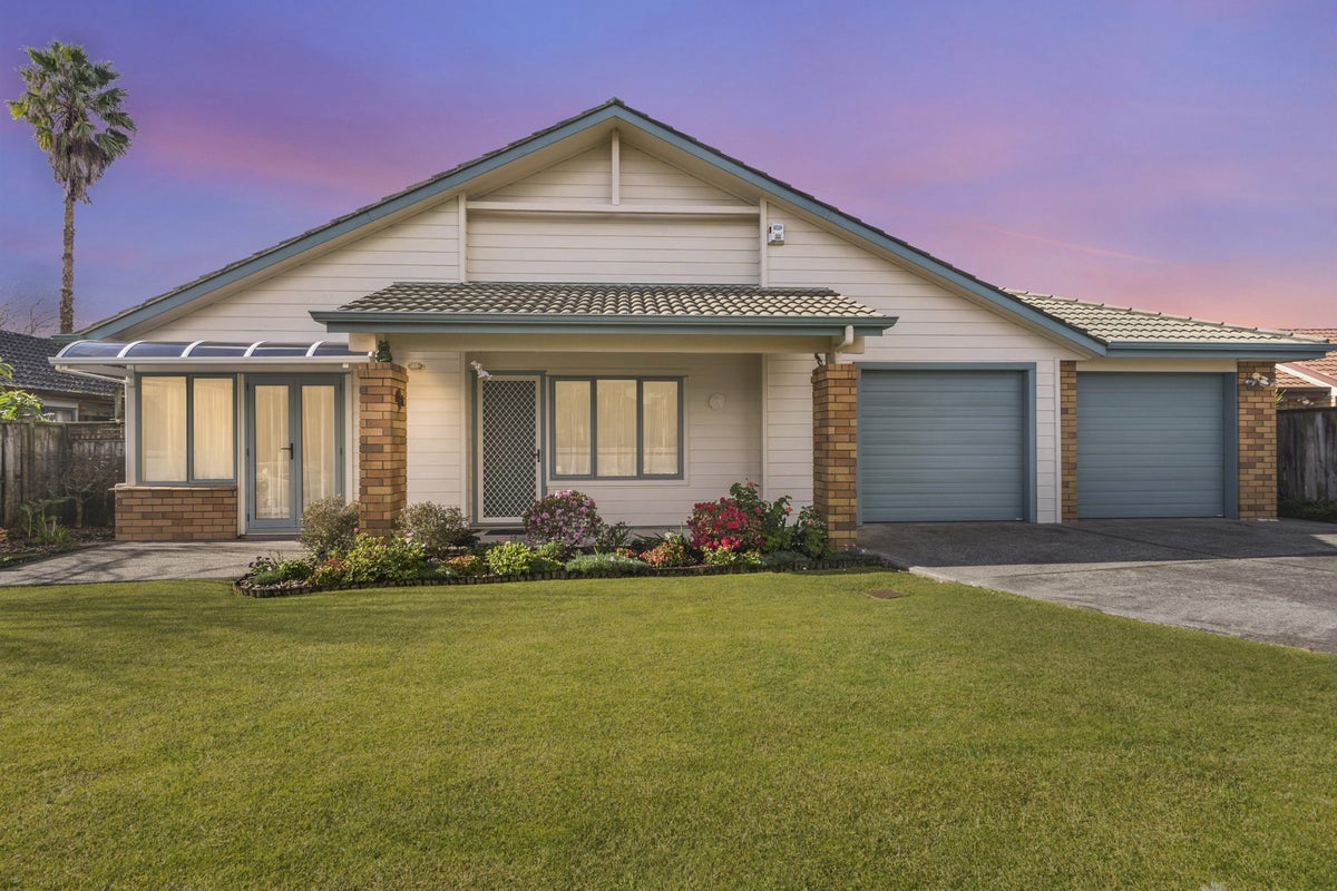 125 Riverton Drive, Randwick Park, Auckland - Carousel 1