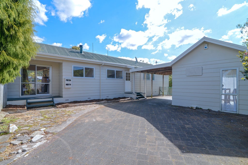 46 Blomfield Street, Pukehangi, Rotorua - Carousel 1