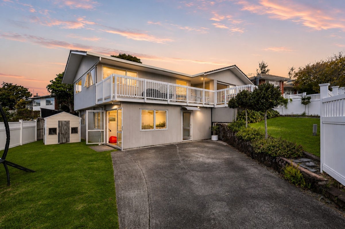 4 Willow Way, Sunnyhills, Auckland - Carousel 1