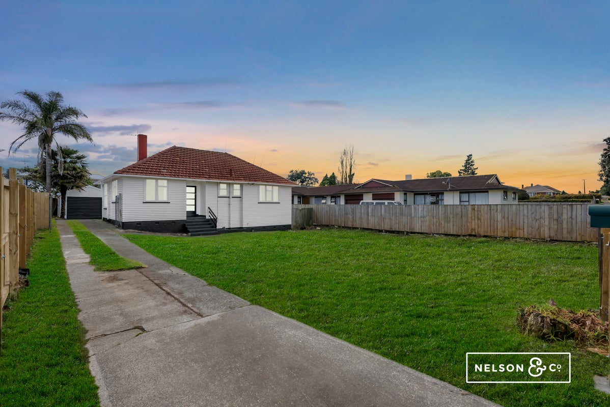 44 Myers Road, Manurewa East, Auckland - Carousel 1