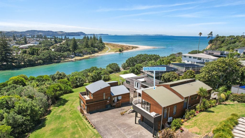 1/42 Amorino Drive, Red Beach, Whangaparaoa - Carousel 2