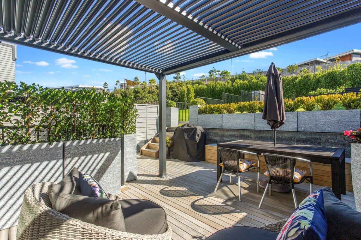 8 Lapilli Lane, St Johns, Auckland  - Carousel 1