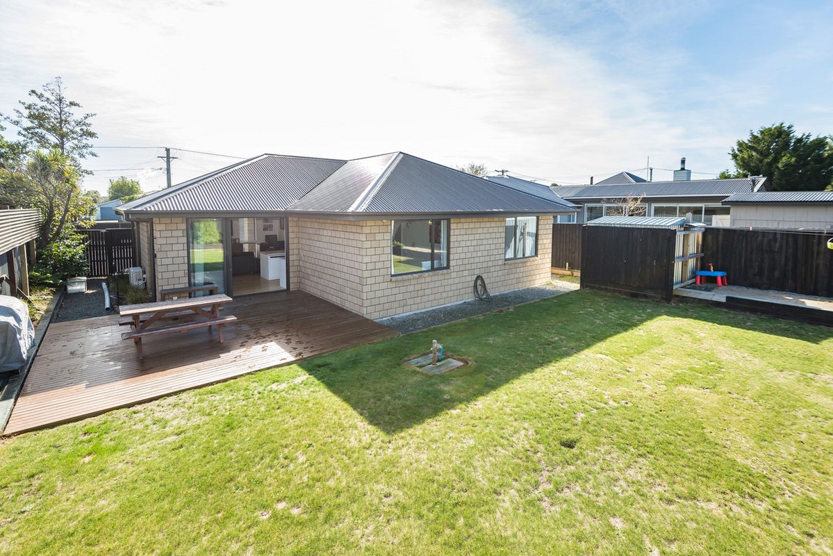 40 Ottawa Road, Wainoni, Christchurch - Carousel 1