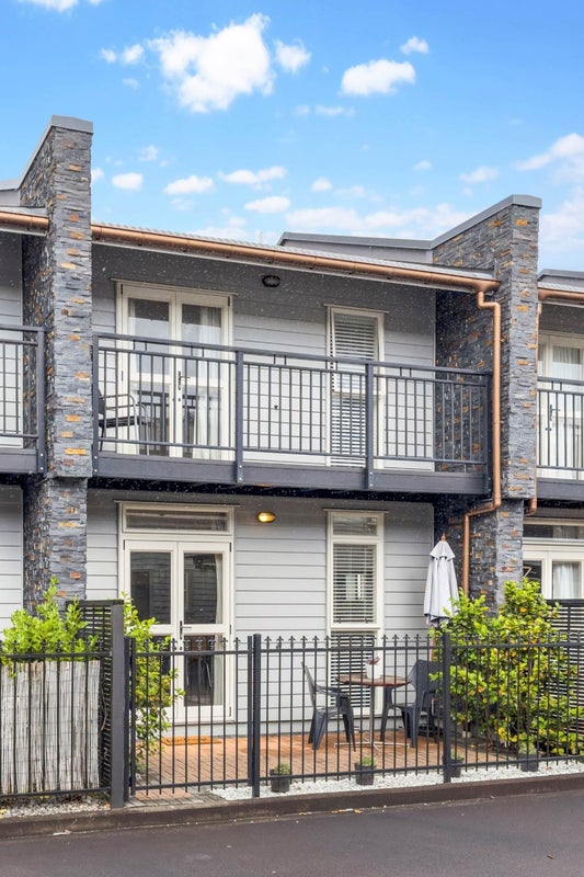 32/2 Cawley Street, Ellerslie, Auckland - Carousel 1