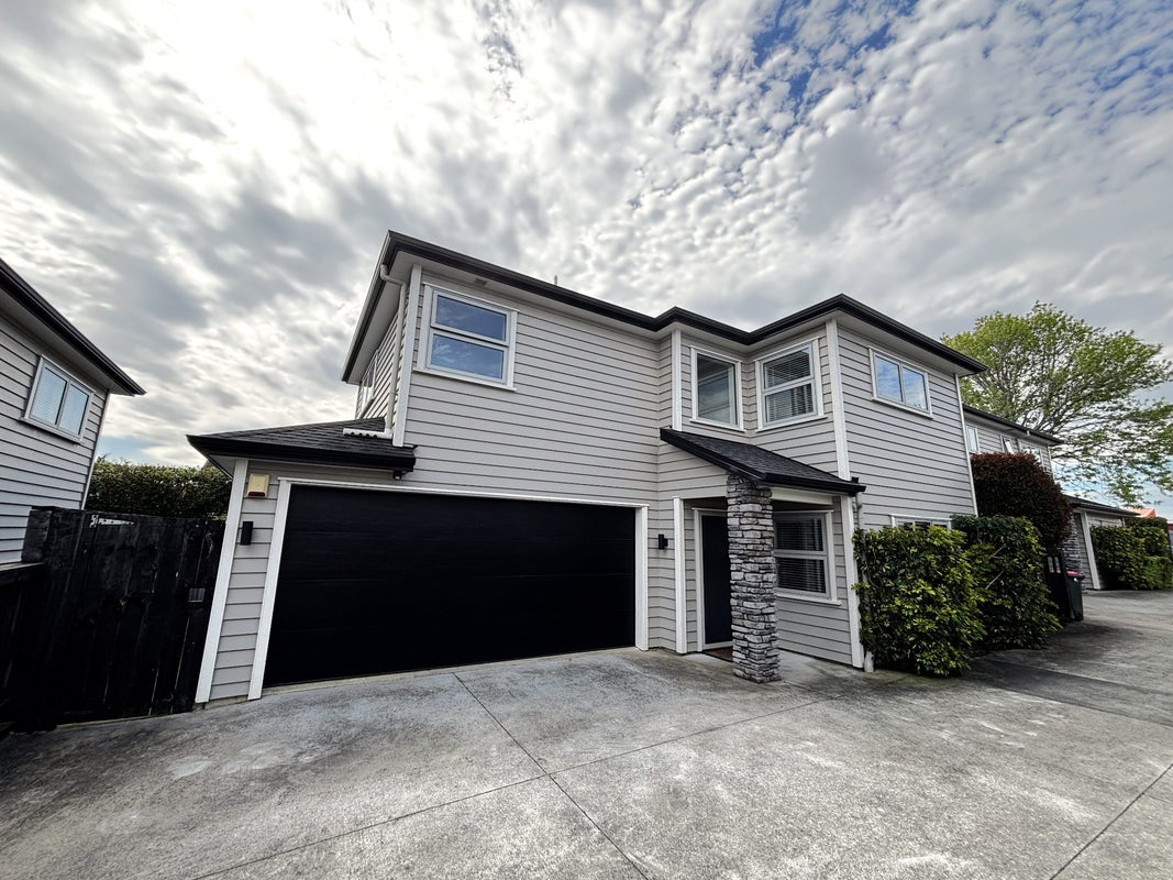47B Elliot Street, Howick, Auckland - Carousel 1