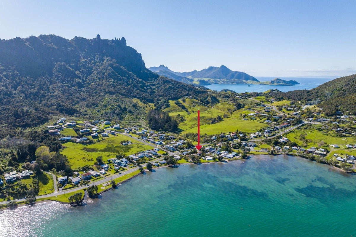 6 Cornfoot Avenue, Whangarei Heads, Whangarei Heads - Carousel 1