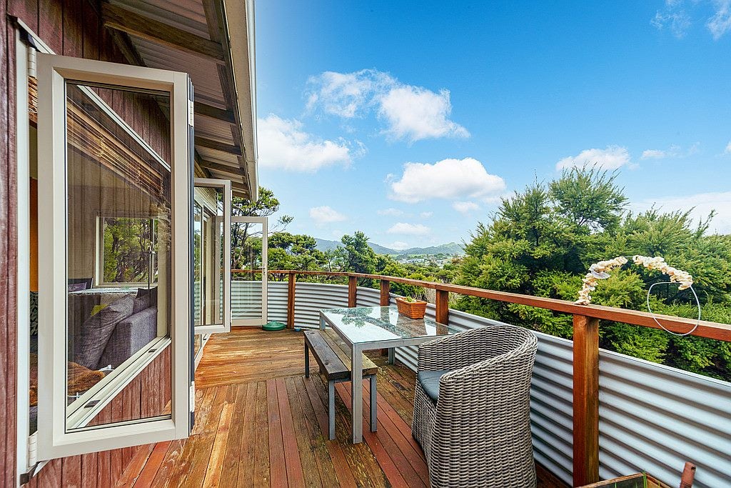 21 Greenview Drive, Mangawhai Heads, Mangawhai - Carousel 1