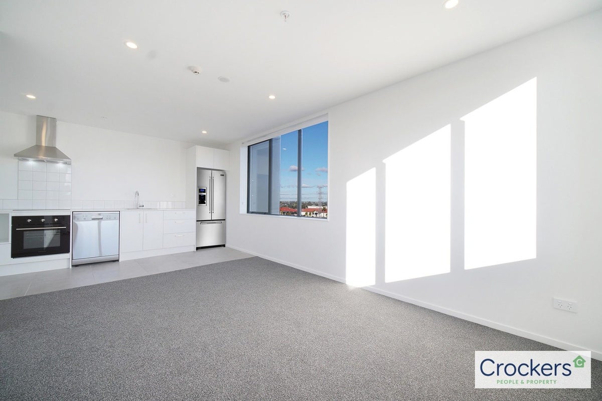 105/7 Rauemi Way, Te Atatū South, Auckland - Carousel 1