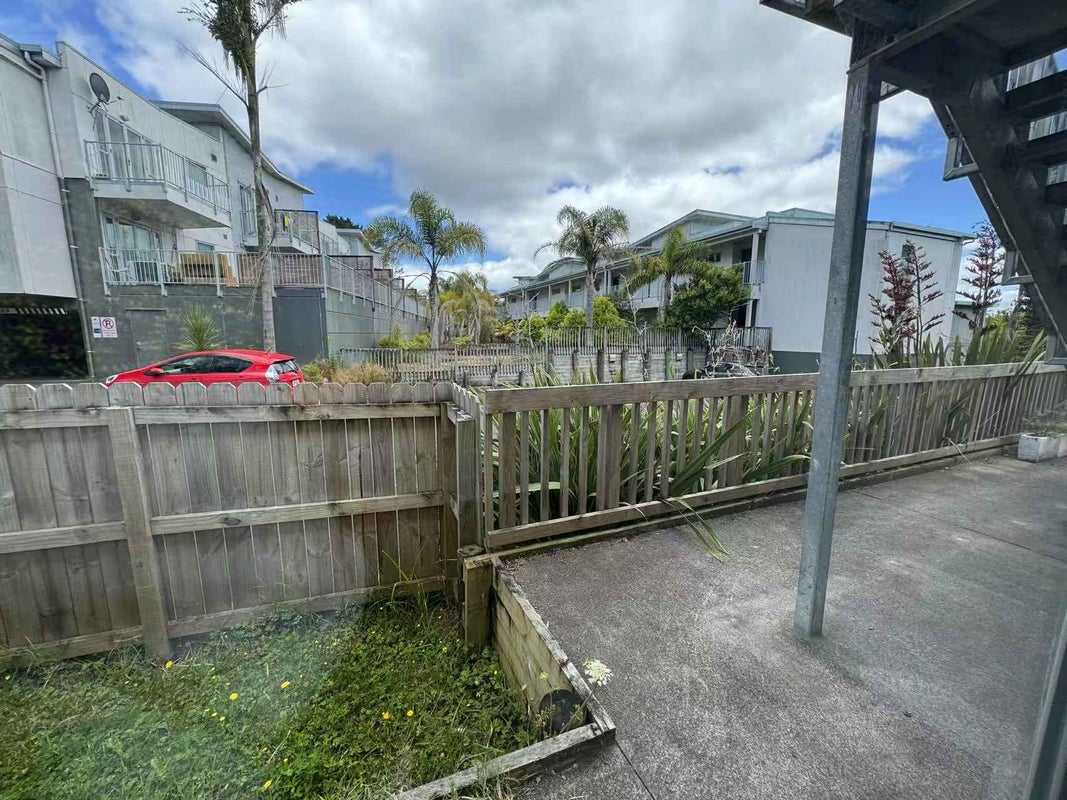 216 Albany Highway, Schnapper Rock, Auckland - Carousel 12