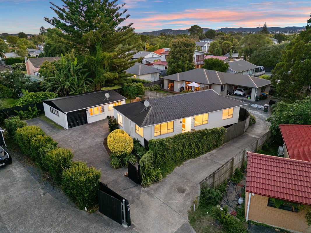 95 Fonteyn Street, Avondale, Auckland - Carousel 2