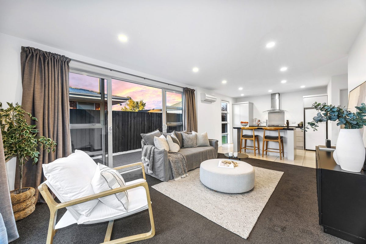 151C Canon Street, Edgeware, Christchurch - Carousel 2