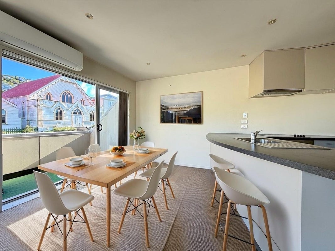 8/189 Ohiro Road, Brooklyn, Wellington - Carousel 2
