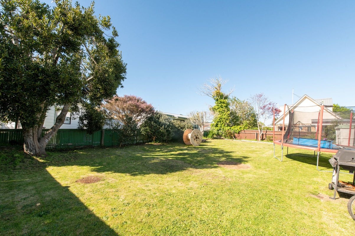 3 Glenfield Road, Owhata, Rotorua - Carousel 13