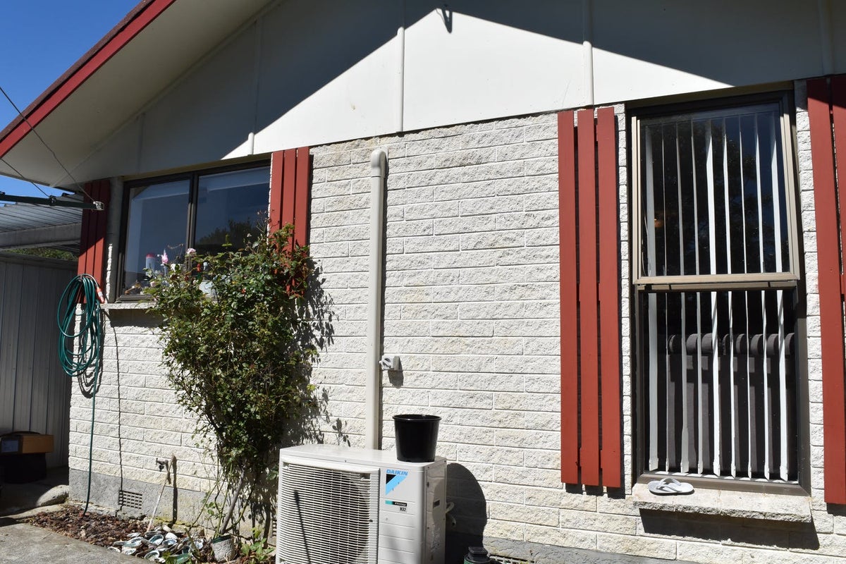 15B Rose Street, Ranui, Porirua - Carousel 2