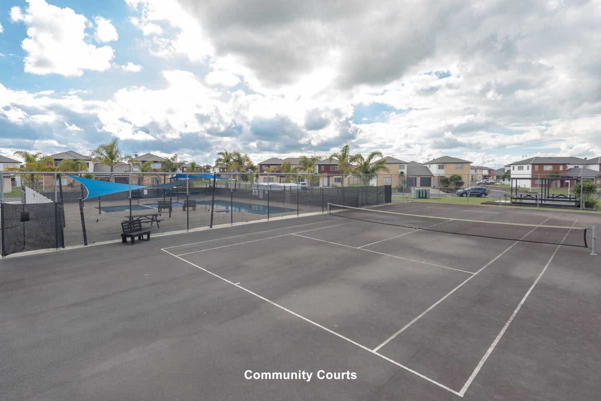 7 Gordon Davies Lane, Huntington, Hamilton - Carousel 26