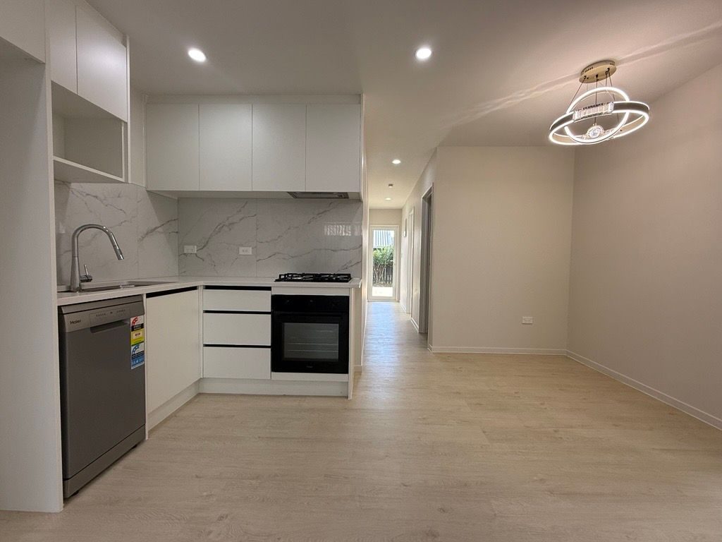 3 Aro Mato Place, Huapai, Kumeu - Carousel 1
