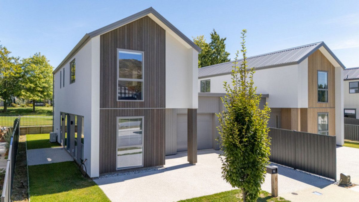 30 Woods Crescent, Cromwell, Cromwell - Carousel 1
