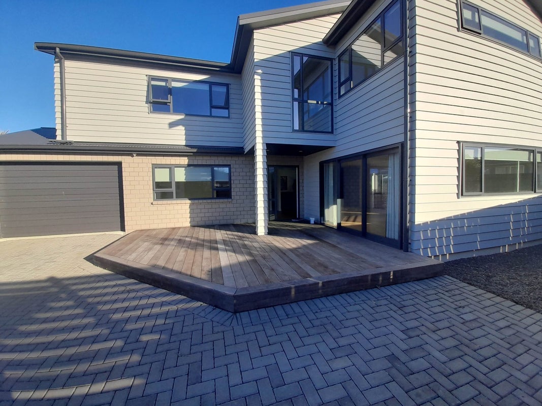 57B Wharf Road, Te Atatu Peninsula, Auckland - Carousel 16